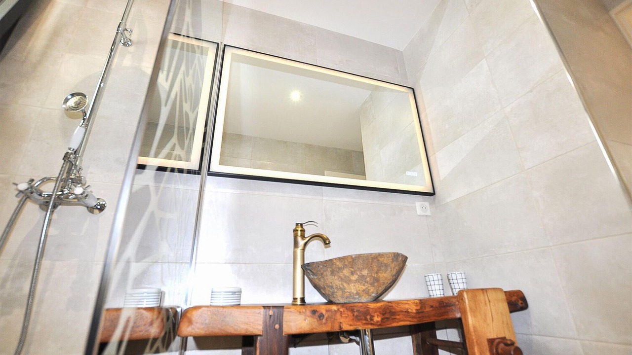 Photo of Bathroom in Angoustrine