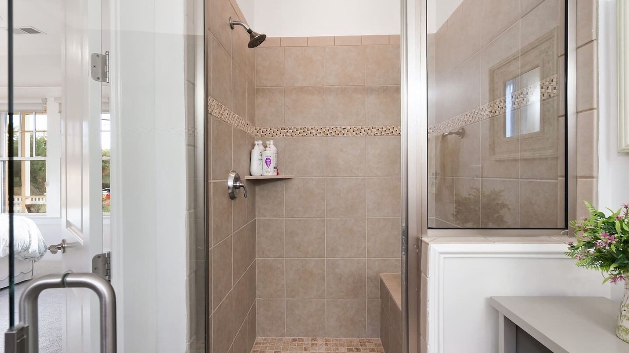 Photo of Bathroom in Thompson's Station