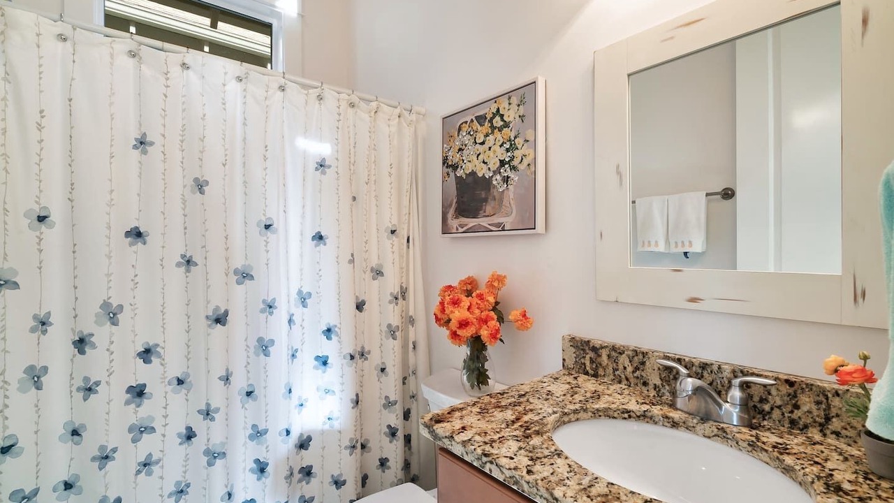 Photo of Bathroom in Thompson's Station