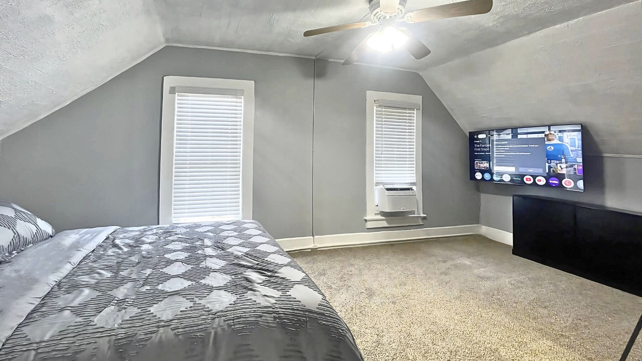 Photo of Bedroom in Evansville