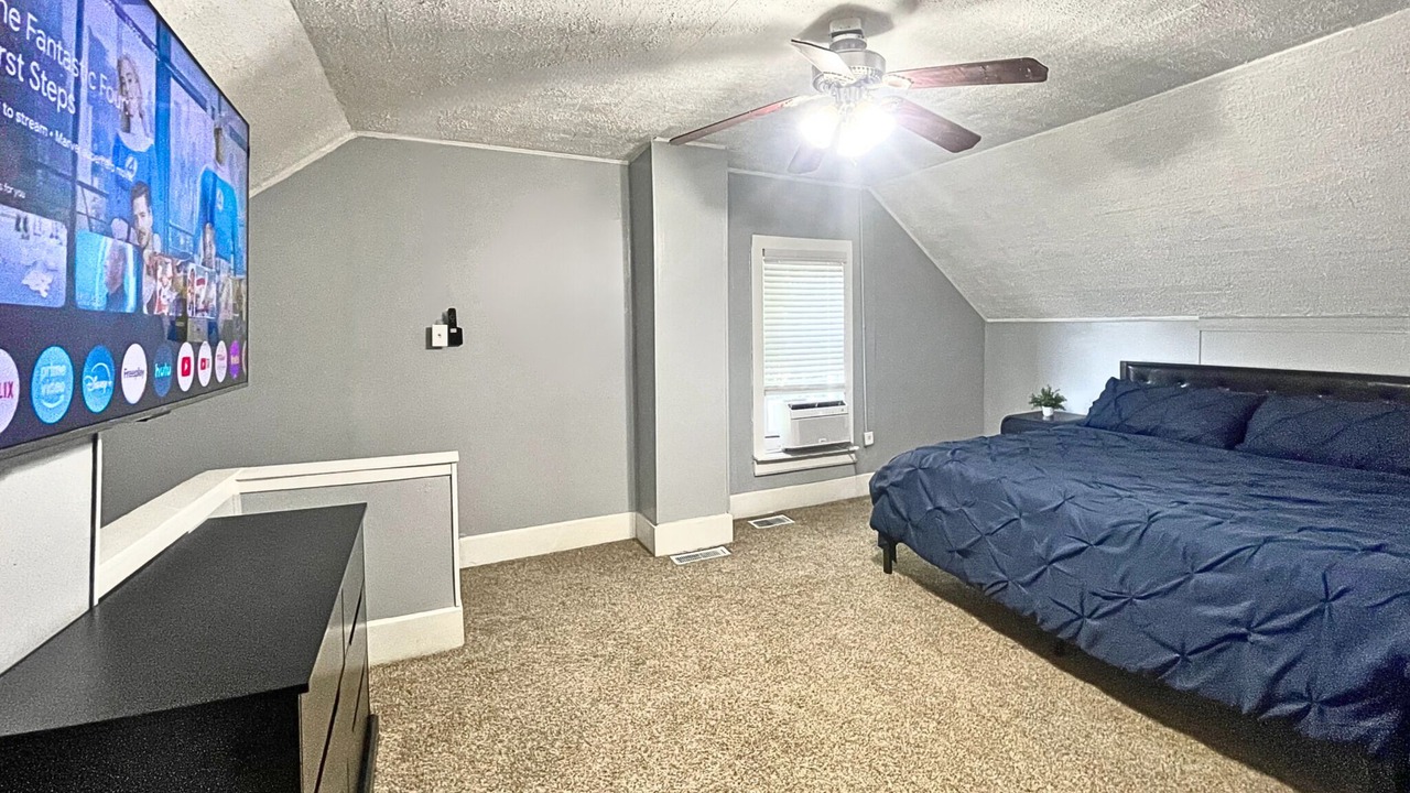 Photo of Bedroom in Evansville