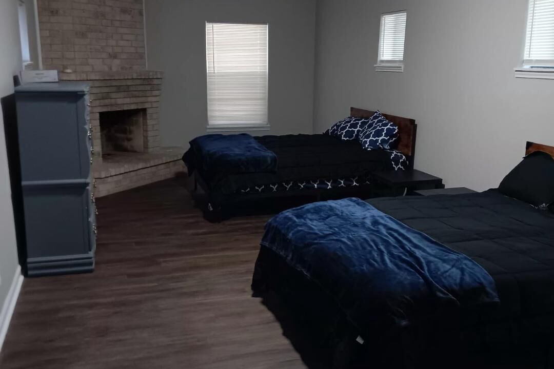 Photo of Bedroom in South Side