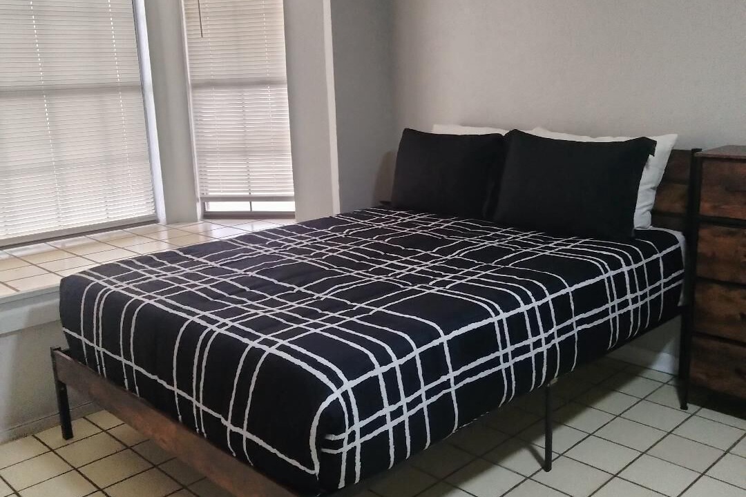 Photo of Bedroom in South Side
