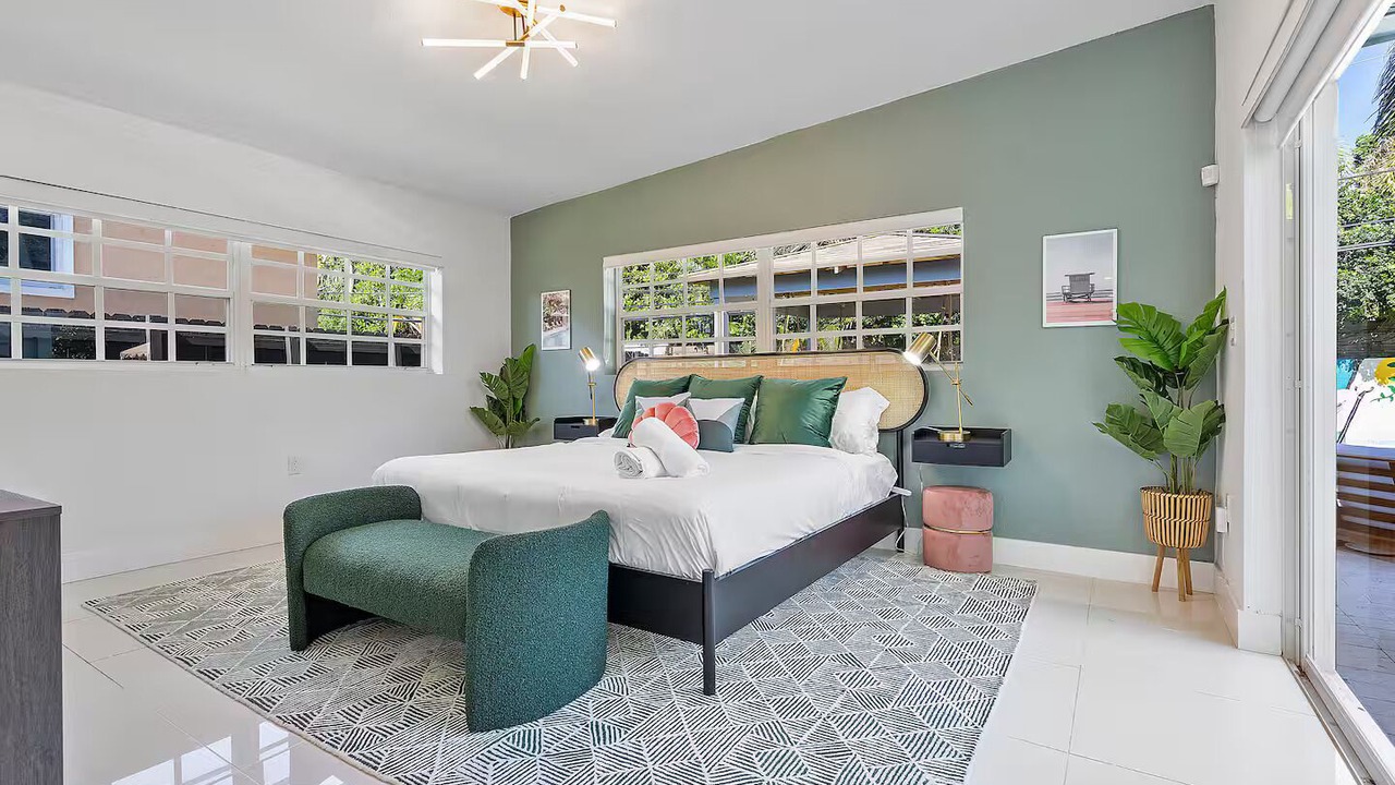 Photo of Bedroom in North Miami Beach