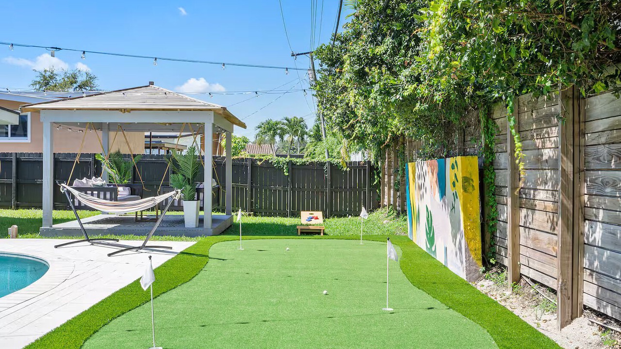 Photo of Outdoor in North Miami Beach