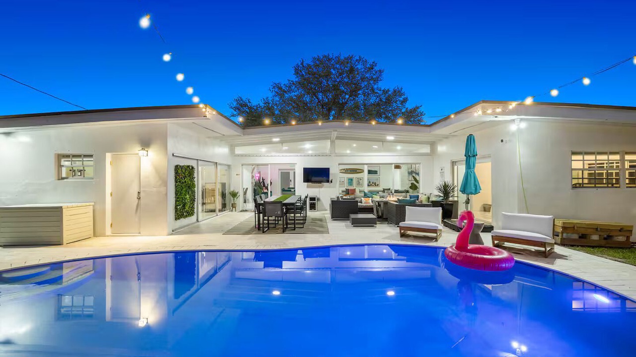 Photo of Outdoor in North Miami Beach
