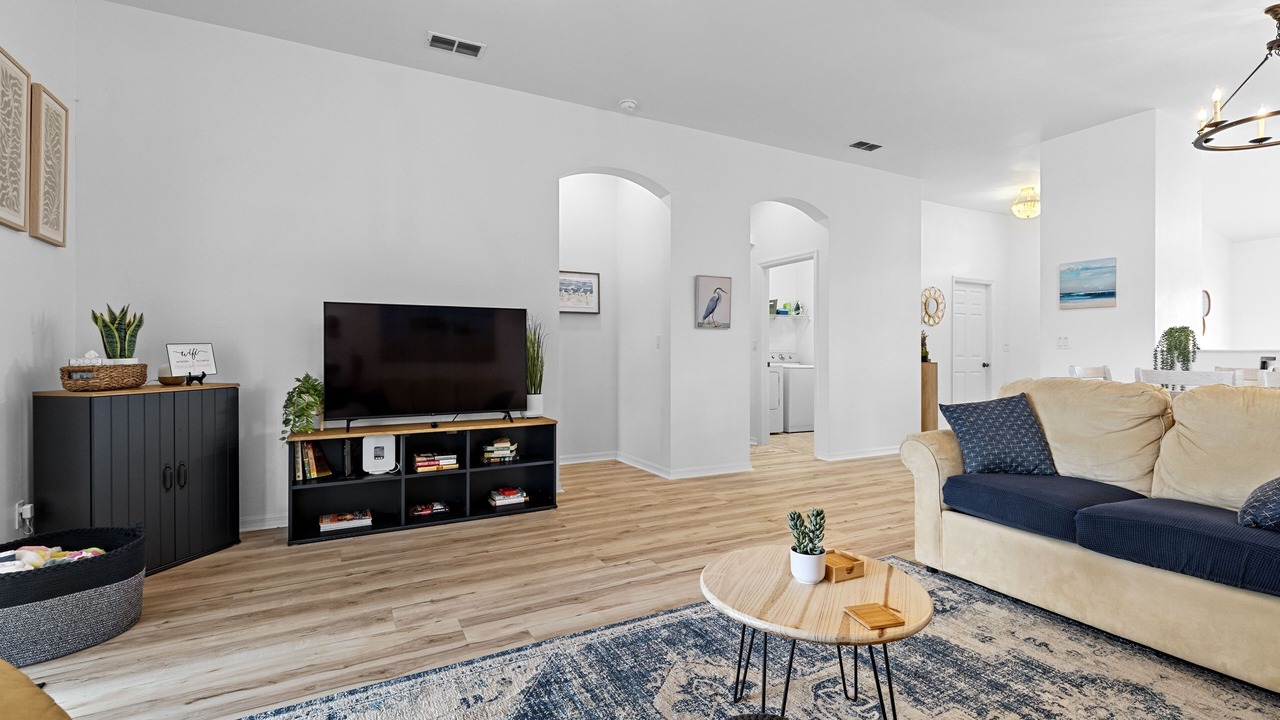 Photo of Livingroom in Beachwalk Isles