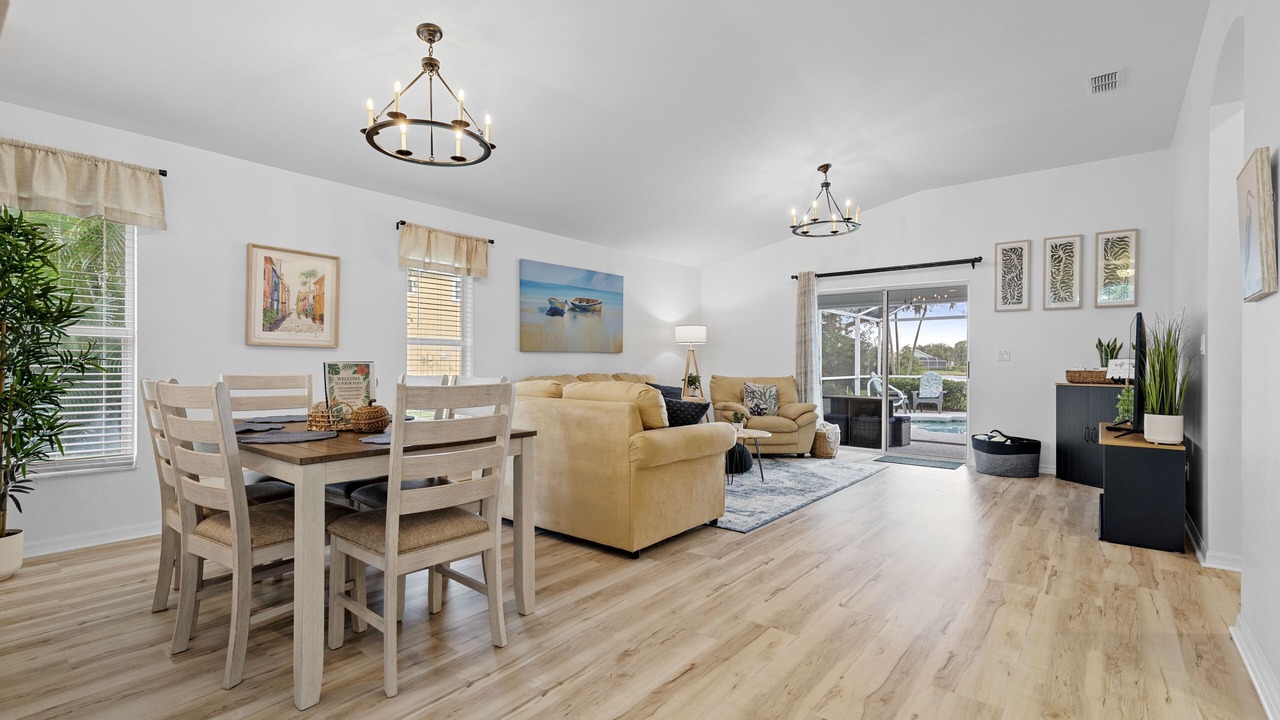 Photo of Others in Beachwalk Isles