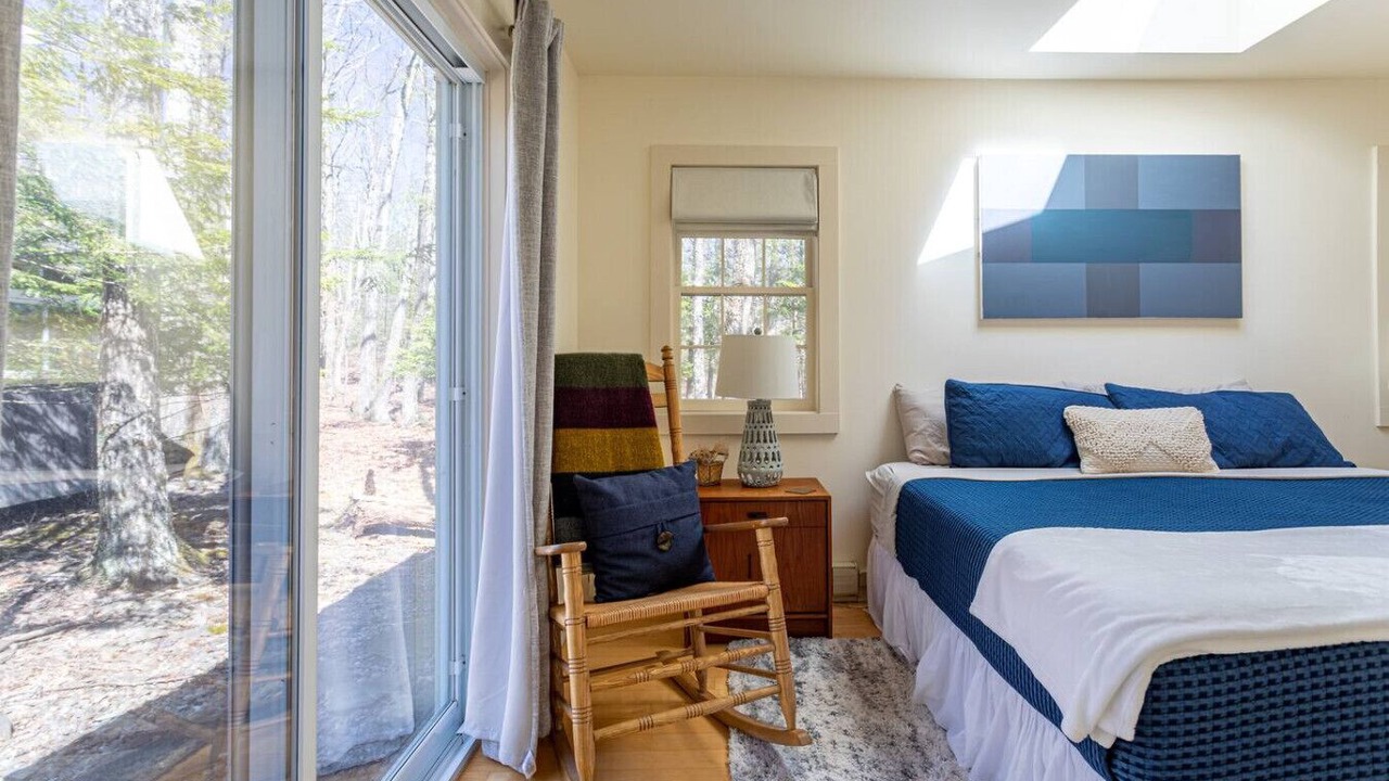 Photo of Bedroom in Saugerties
