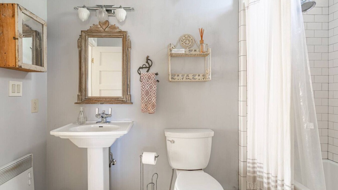 Photo of Bathroom in Saugerties