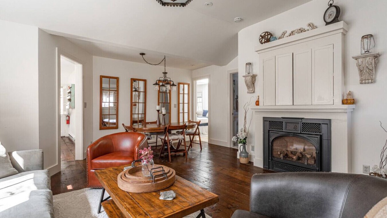 Photo of Livingroom in Saugerties