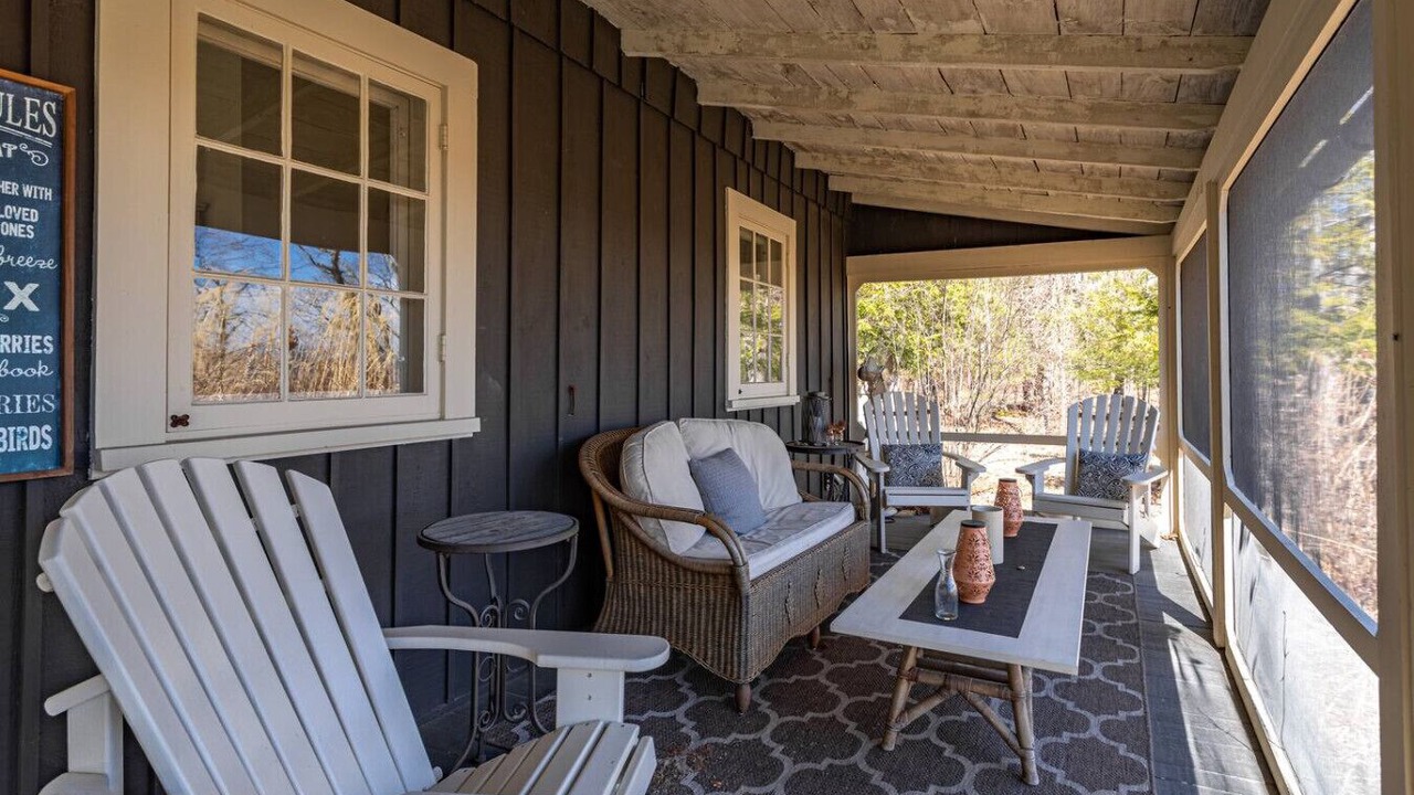 Photo of Patio Balcony in Saugerties