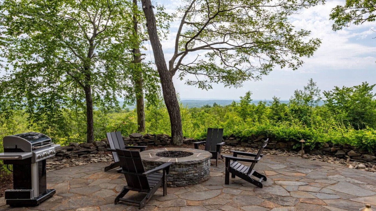 Photo of Patio Balcony in Saugerties