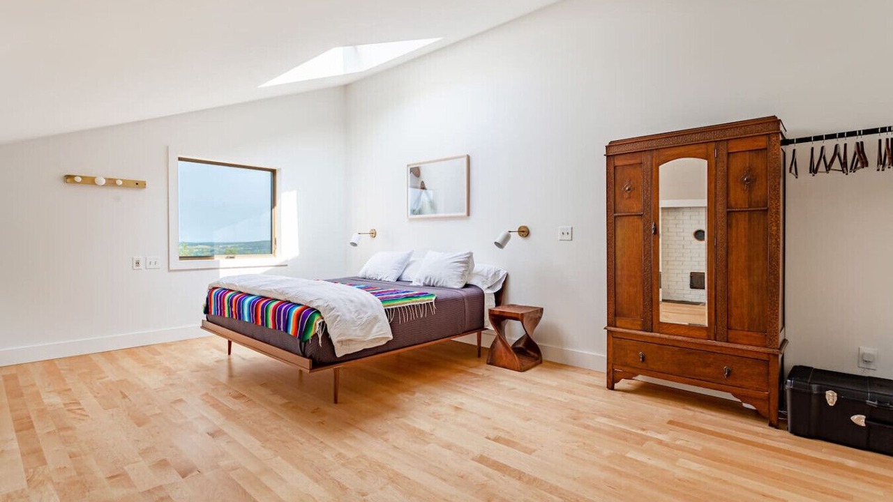 Photo of Bedroom in Old Chatham