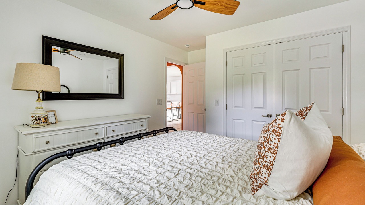 Photo of Bedroom in Thompson