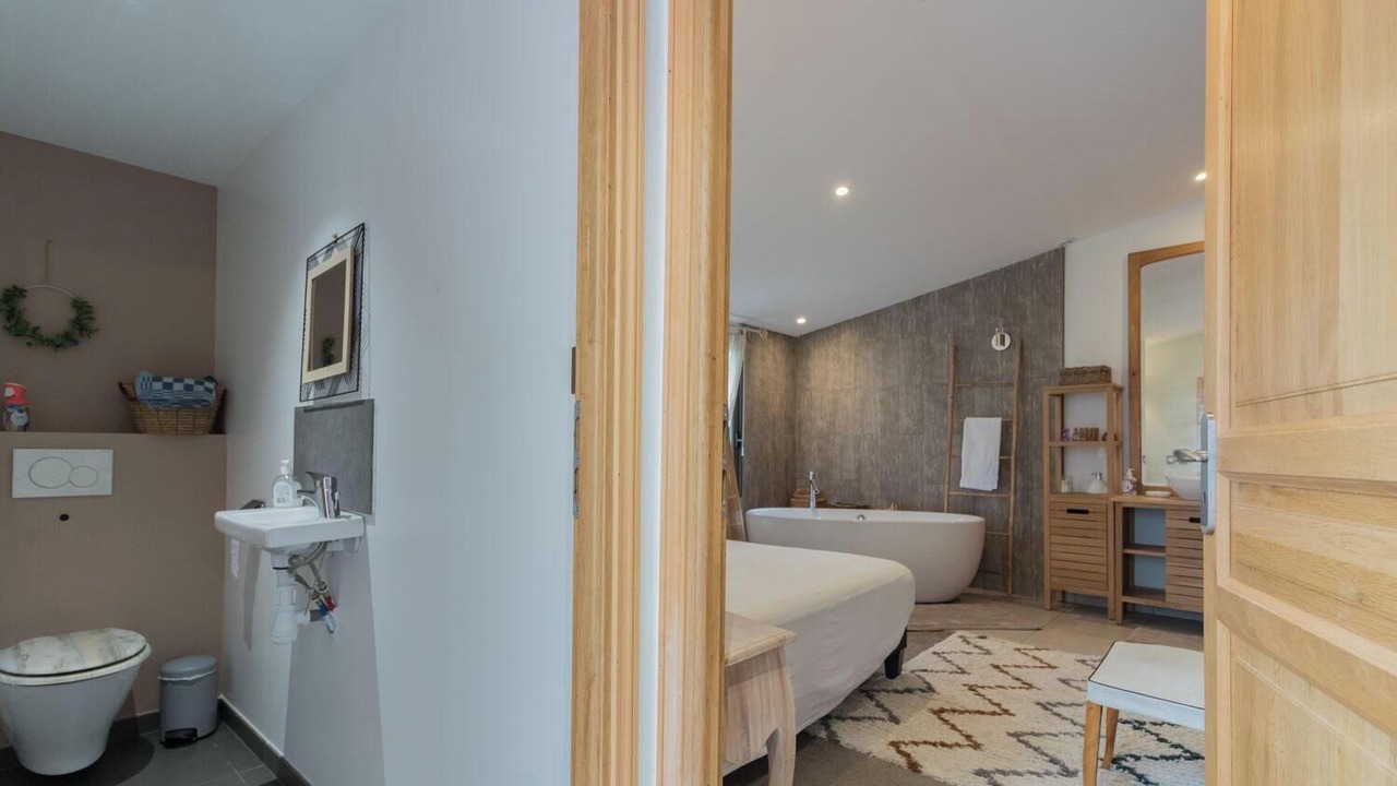 Photo of Bathroom in Aignes