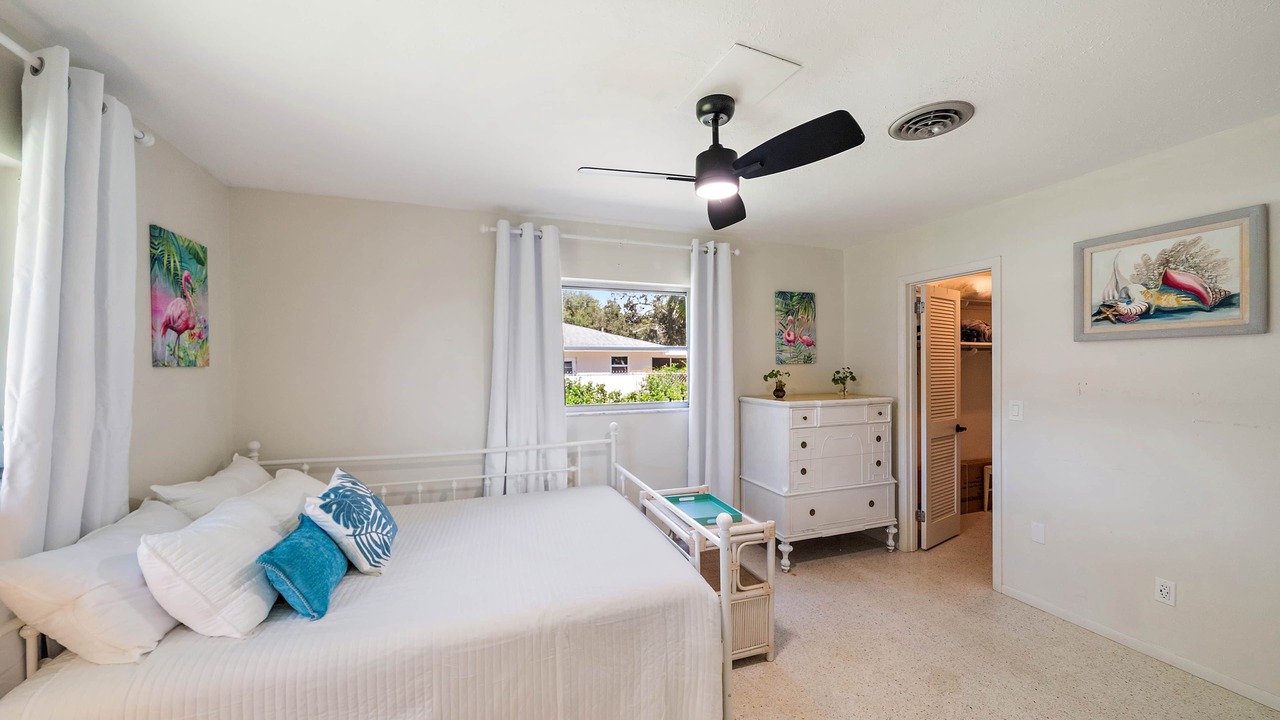 Photo of Bedroom in Laurel