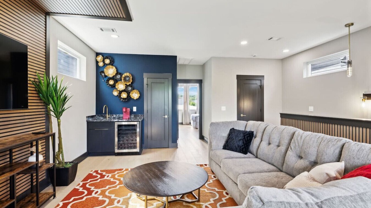 Photo of Livingroom in Madison