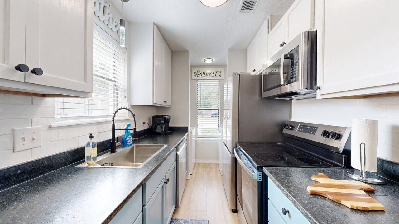 Photo of Kitchen in College Station