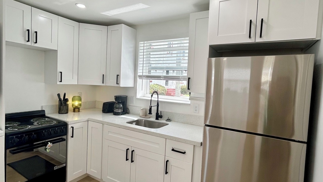 Photo of Kitchen in Hollywood Lakes