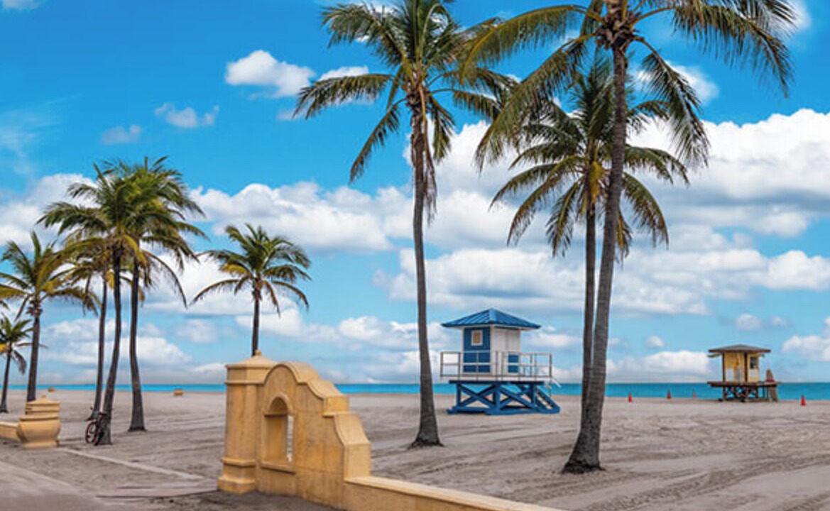 Photo of Others in Hollywood Lakes