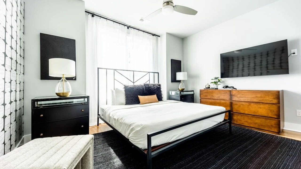 Photo of Bedroom in Hadley - Washington