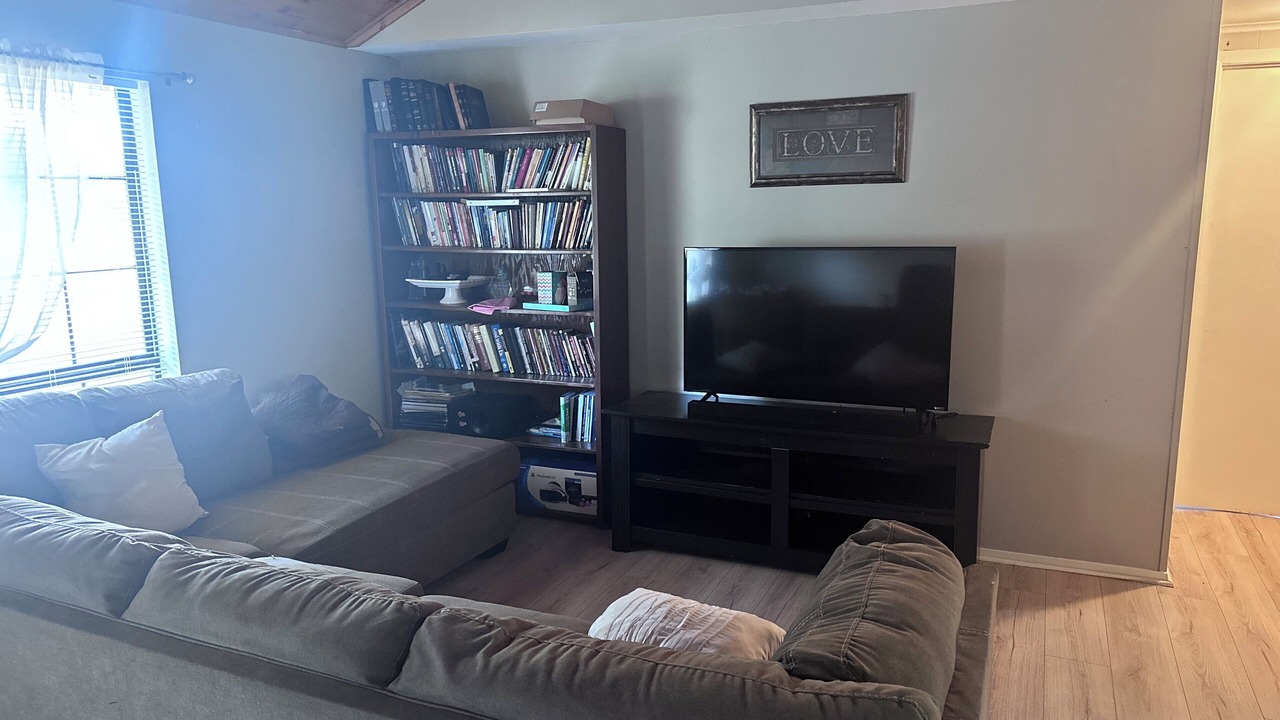 Photo of Livingroom in Tyler