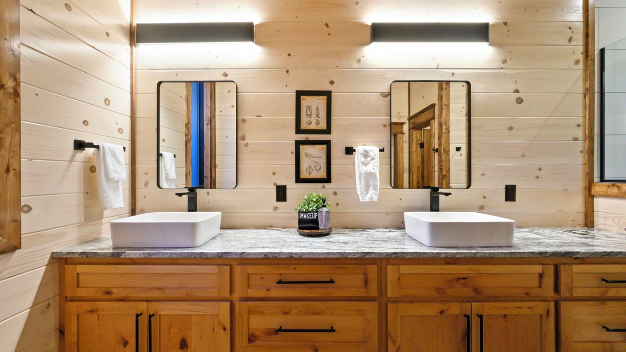 Photo of Bathroom in Pickens