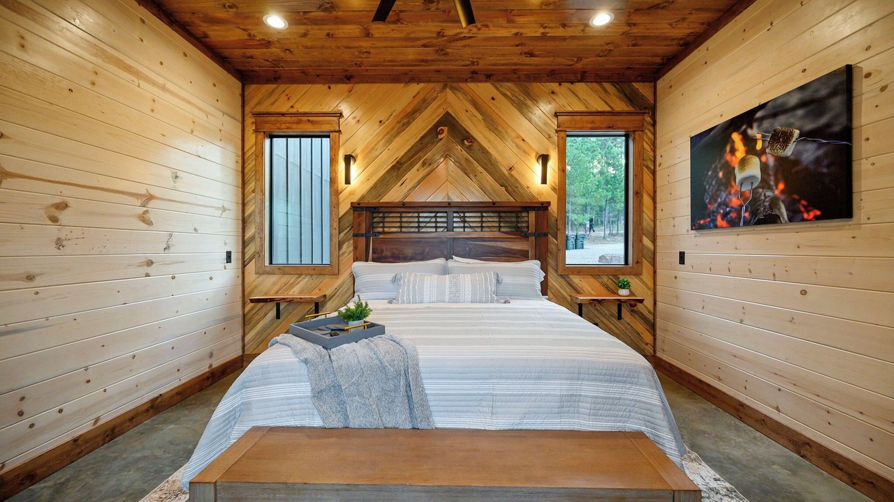 Photo of Bedroom in Pickens