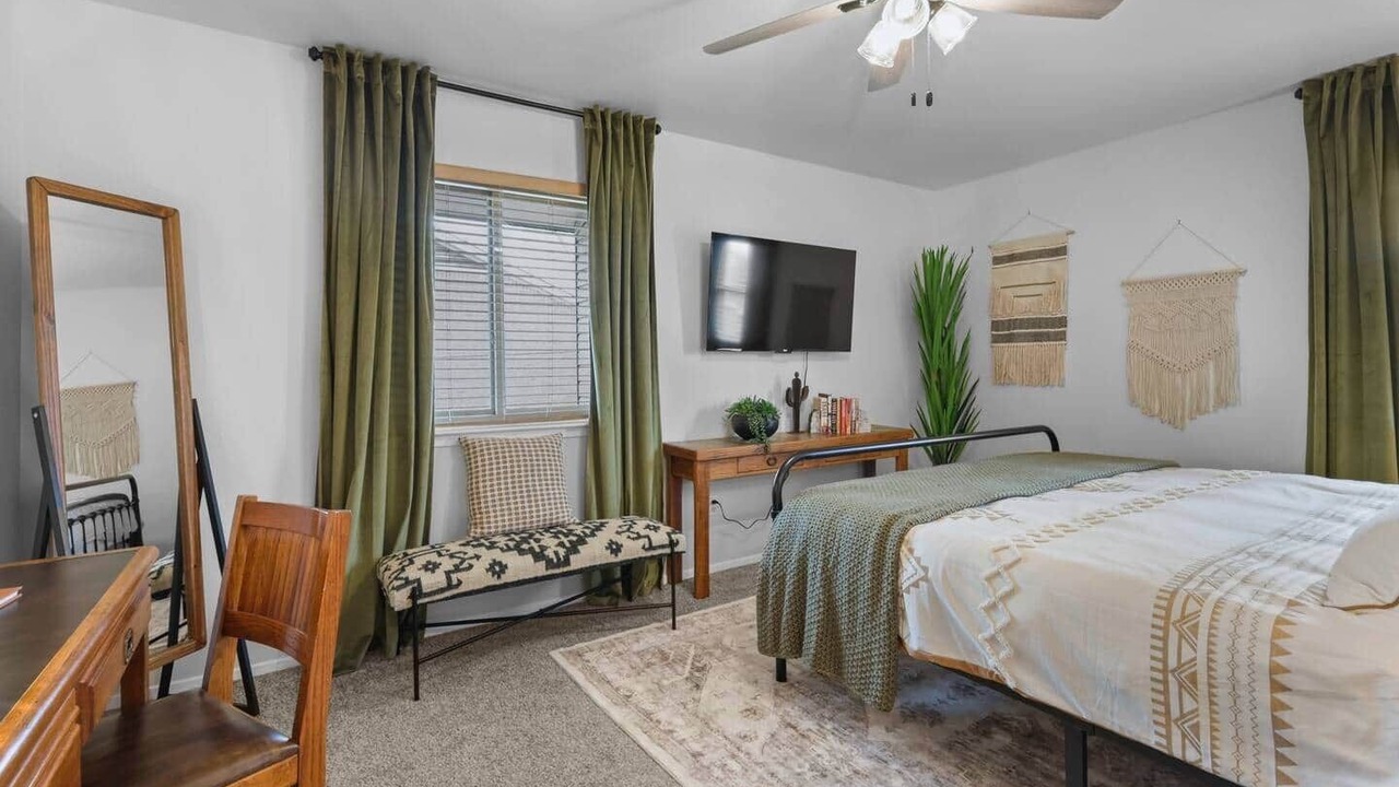 Photo of Bedroom in College Station