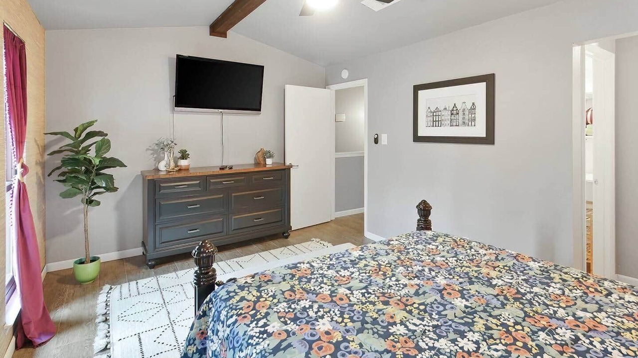 Photo of Bedroom in College Station