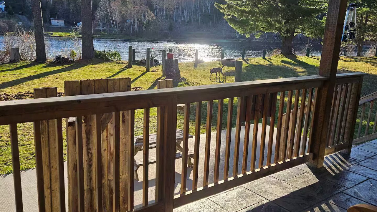 Photo of Patio Balcony in Durham Bridge