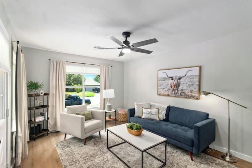 Photo of Livingroom in Denton