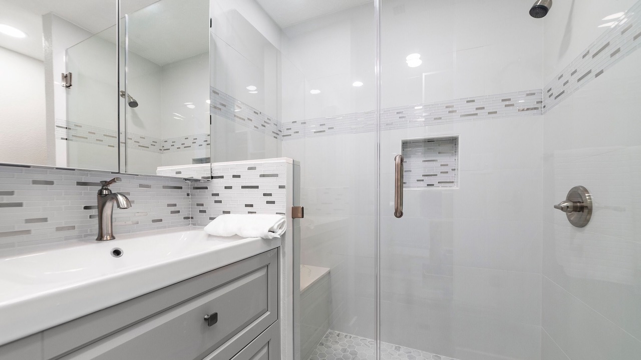 Photo of Bathroom in Garden Oaks