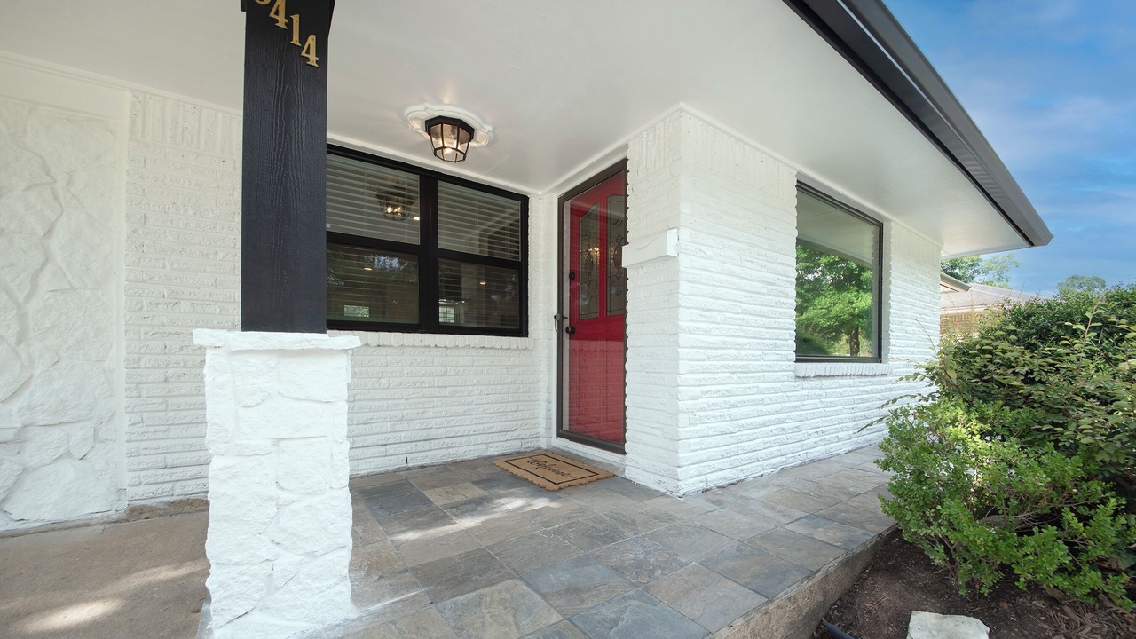 Photo of Outdoor in Garden Oaks