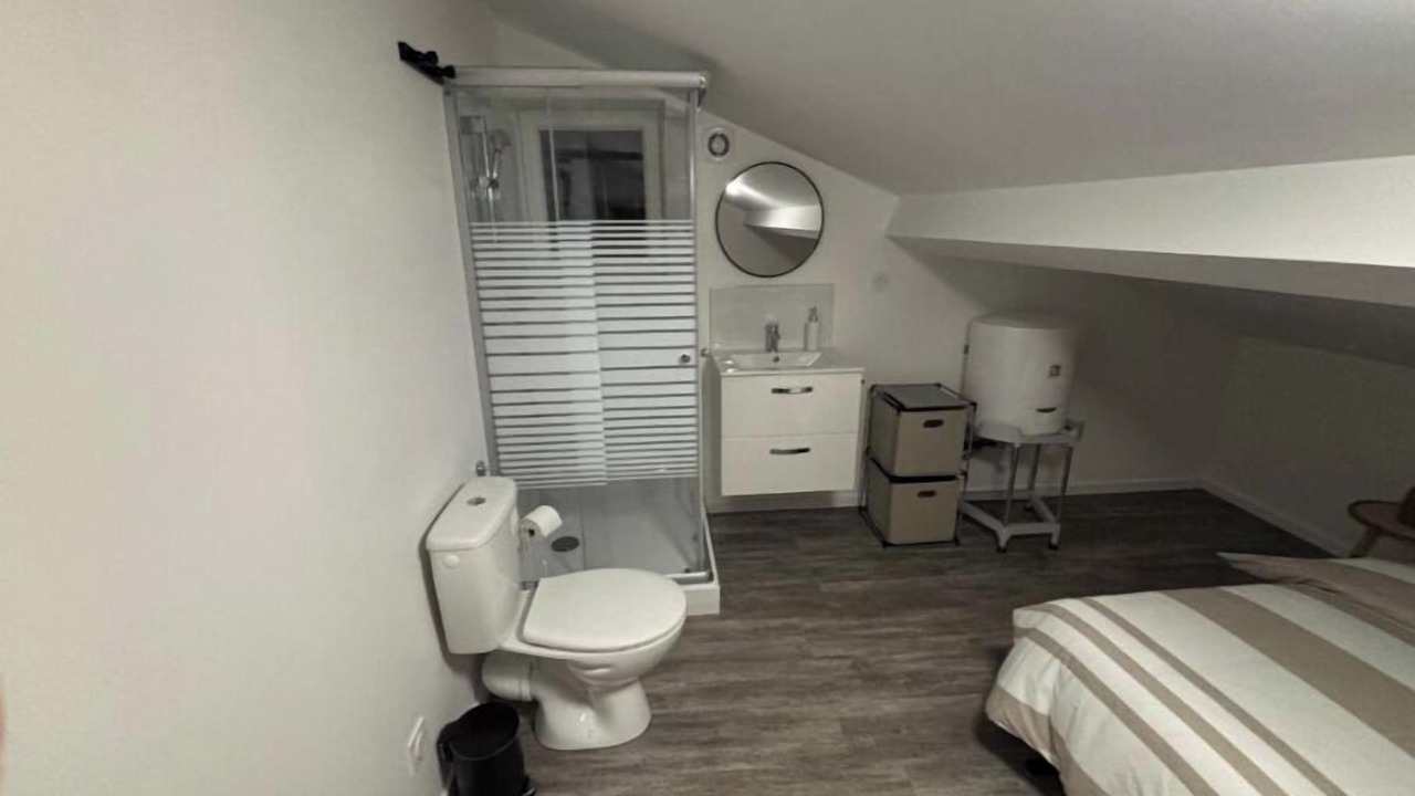 Photo of Bedroom in Pont-de-Larn