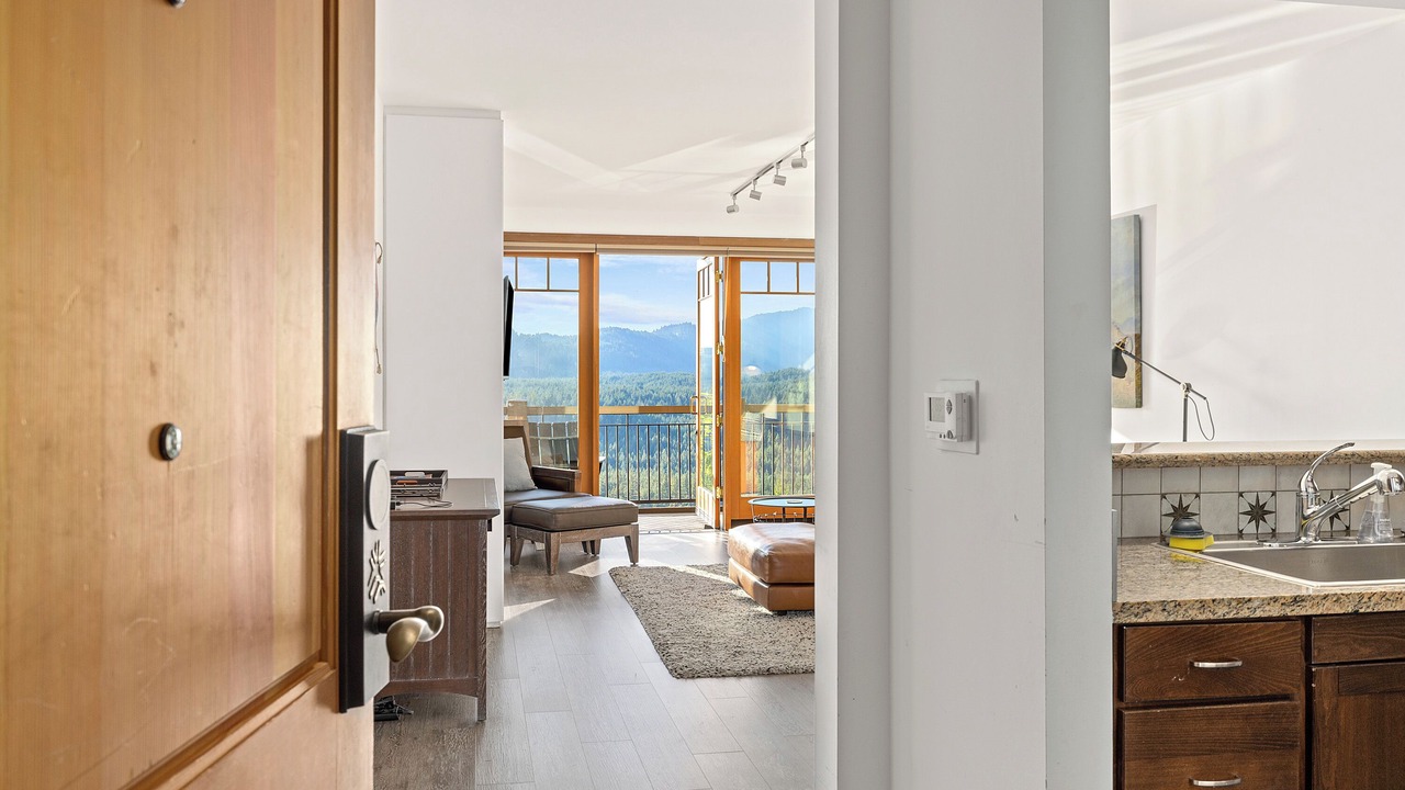 Photo of Livingroom in Cle Elum