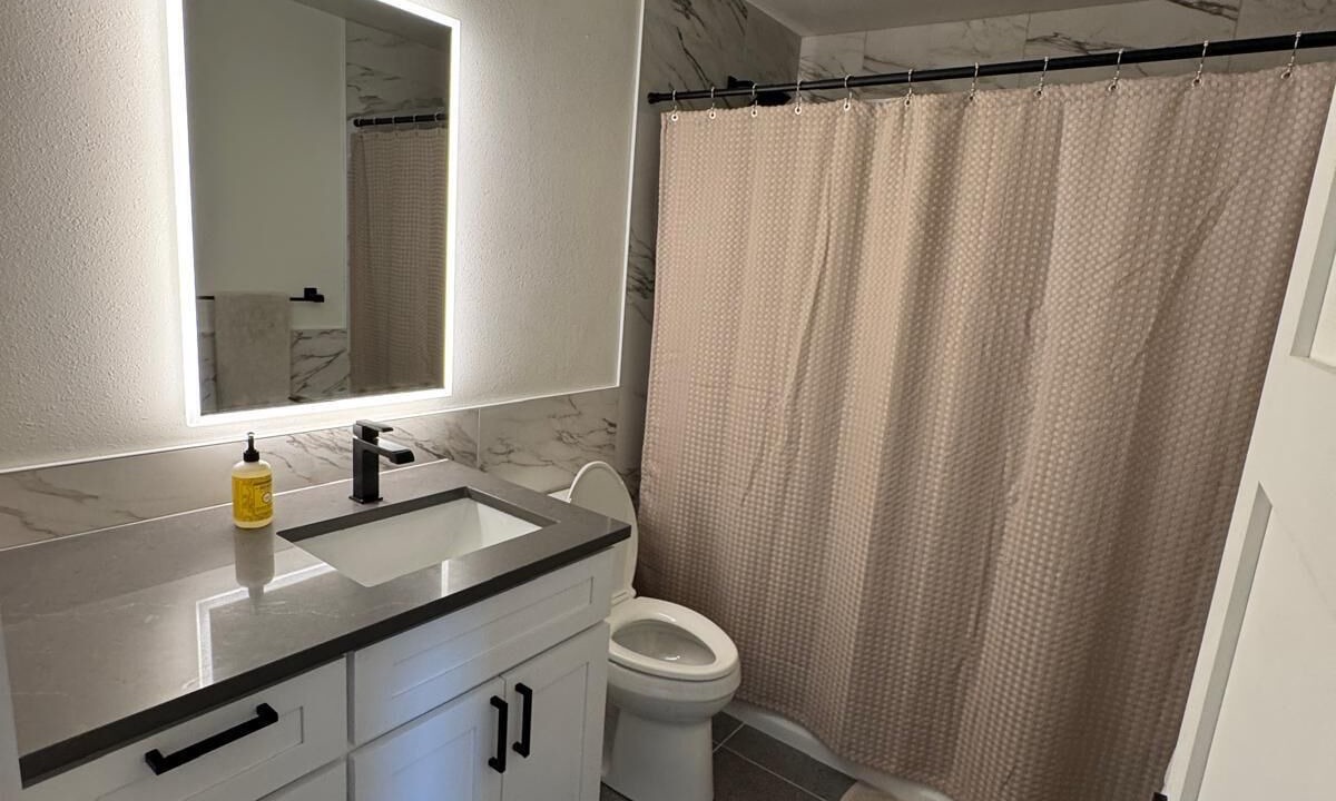 Photo of Bathroom in Flint