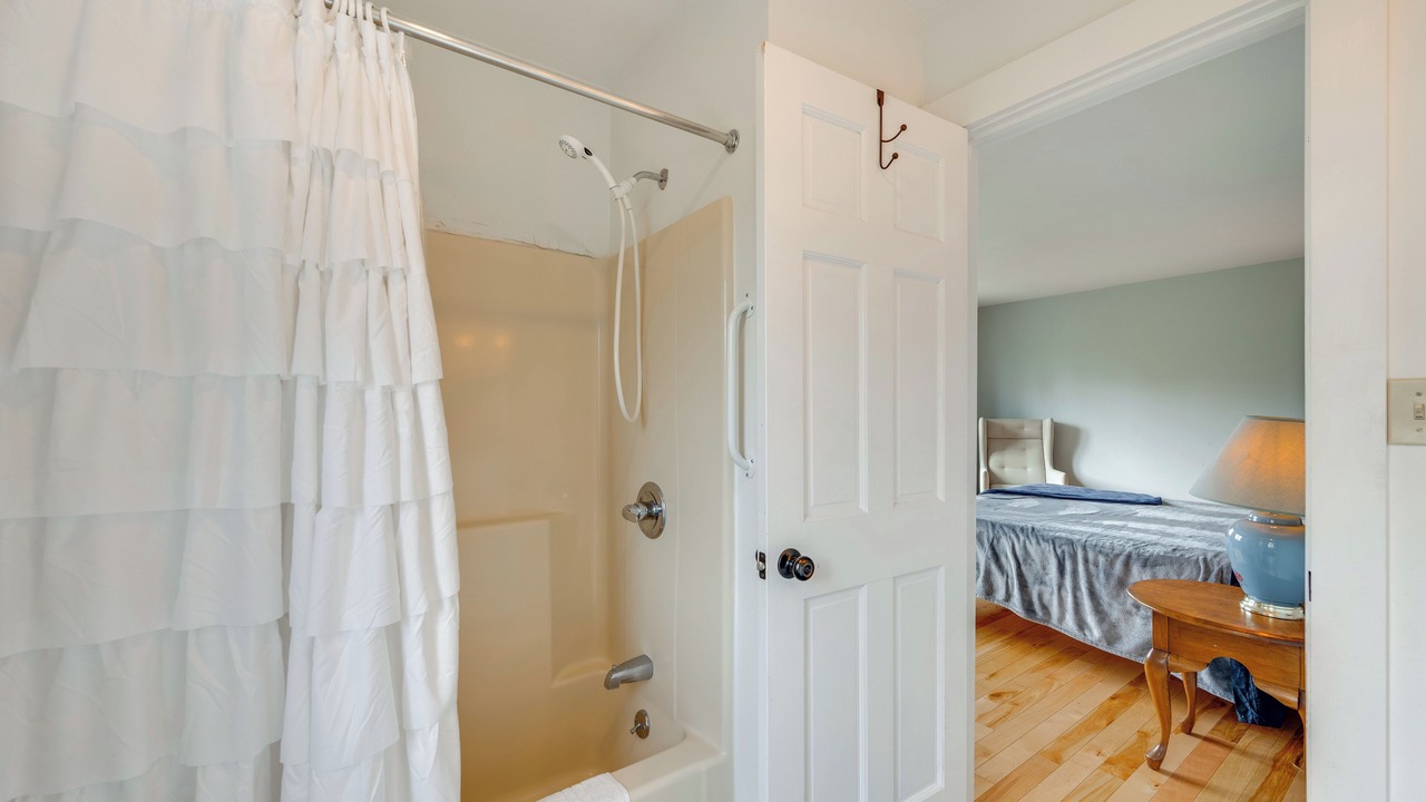 Photo of Bathroom in Intervale