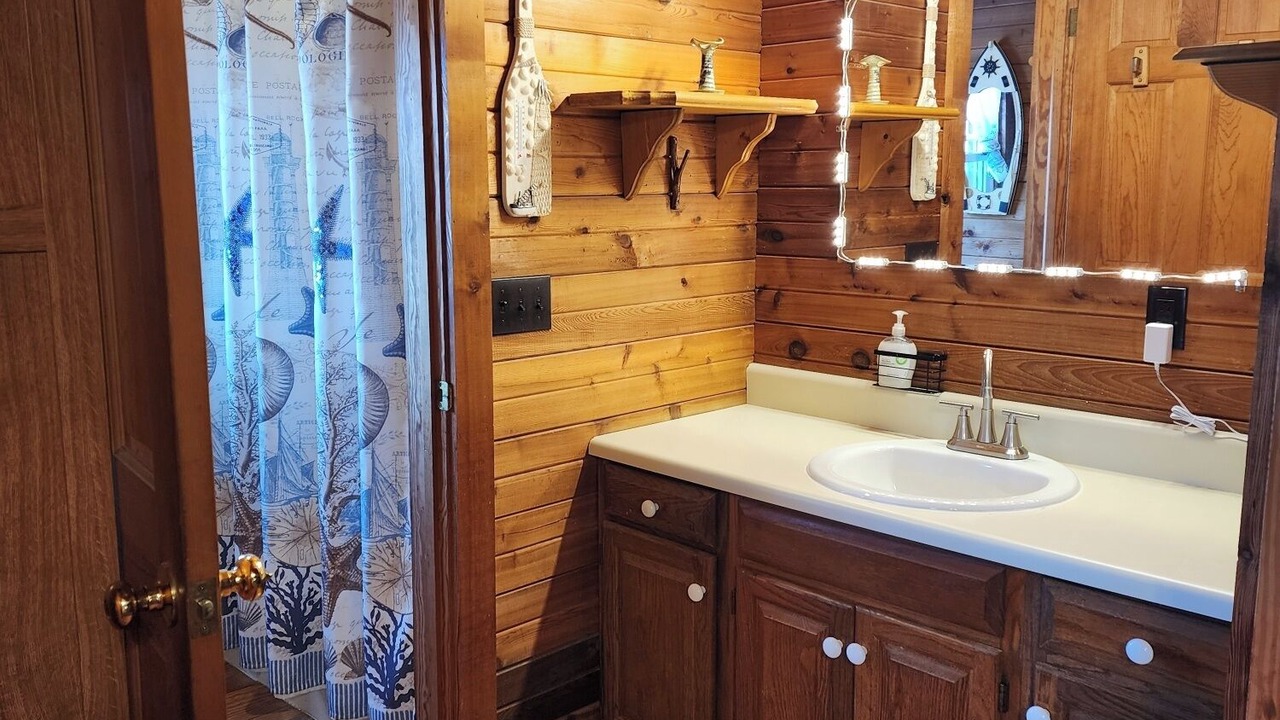 Photo of Bathroom in Columbia