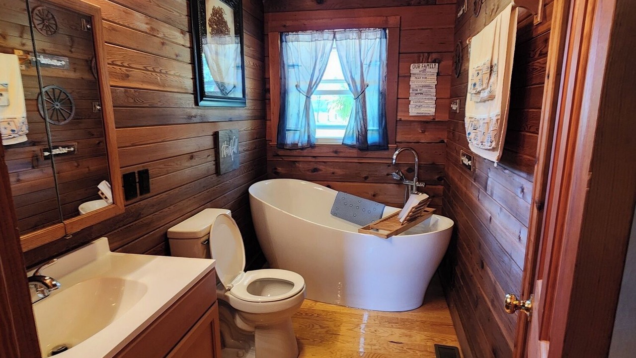 Photo of Bathroom in Columbia