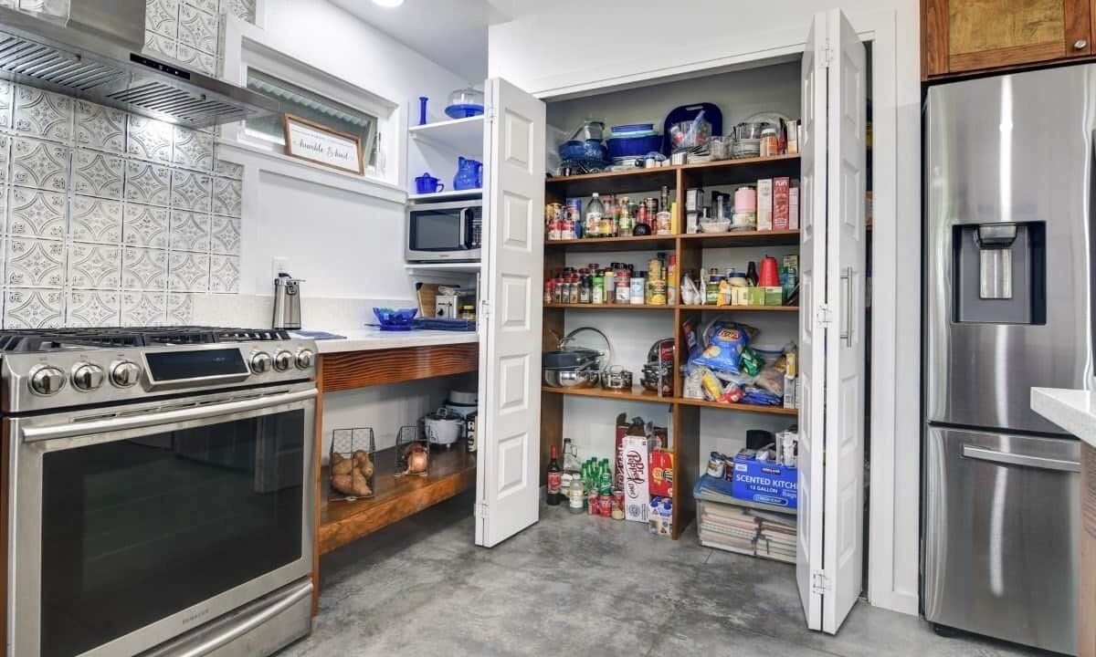 Photo of Others in Royal Hawaiian Estates