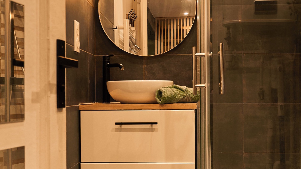Photo of Bathroom in Quartier Vieux Marche-Cathedrale