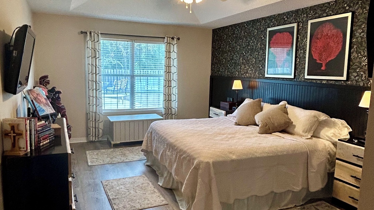 Photo of Bedroom in Gulf Breeze