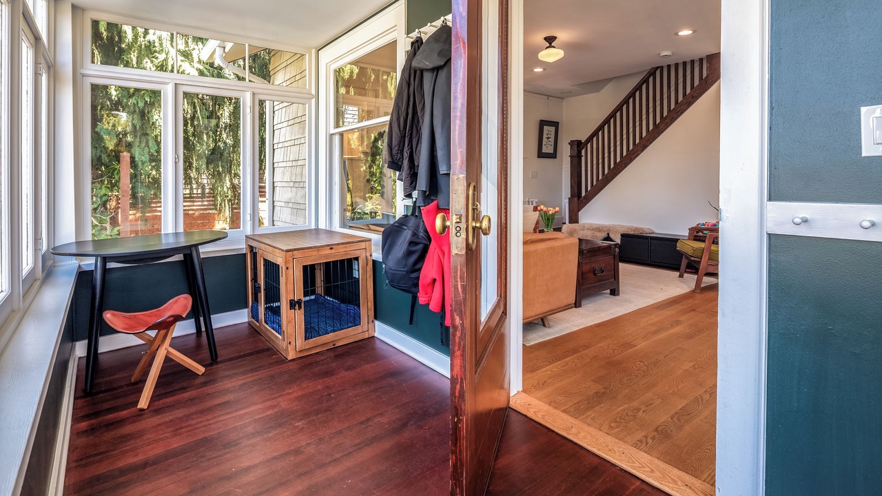 Photo of Others in Queen Anne