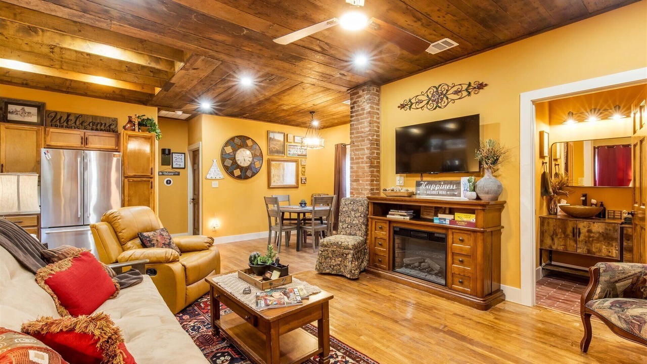 Photo of Livingroom in Fort Worth