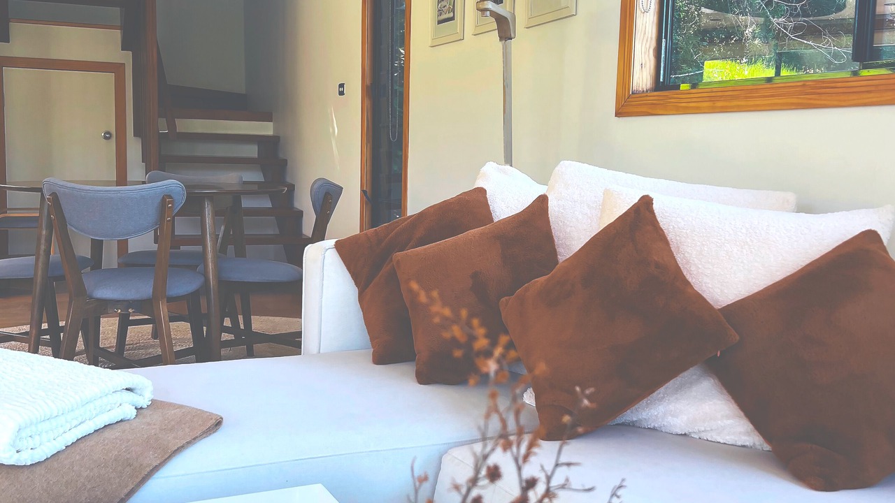 Photo of Livingroom in Smiths Creek