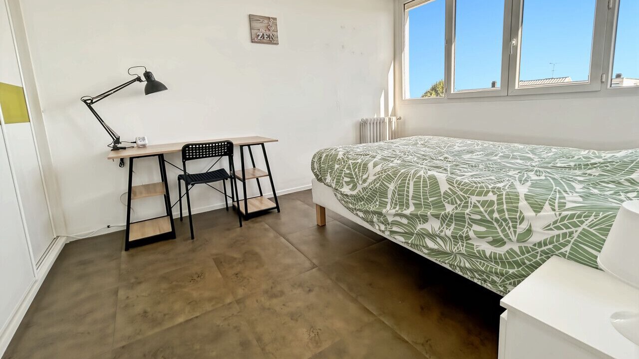 Photo of Bedroom in Tours