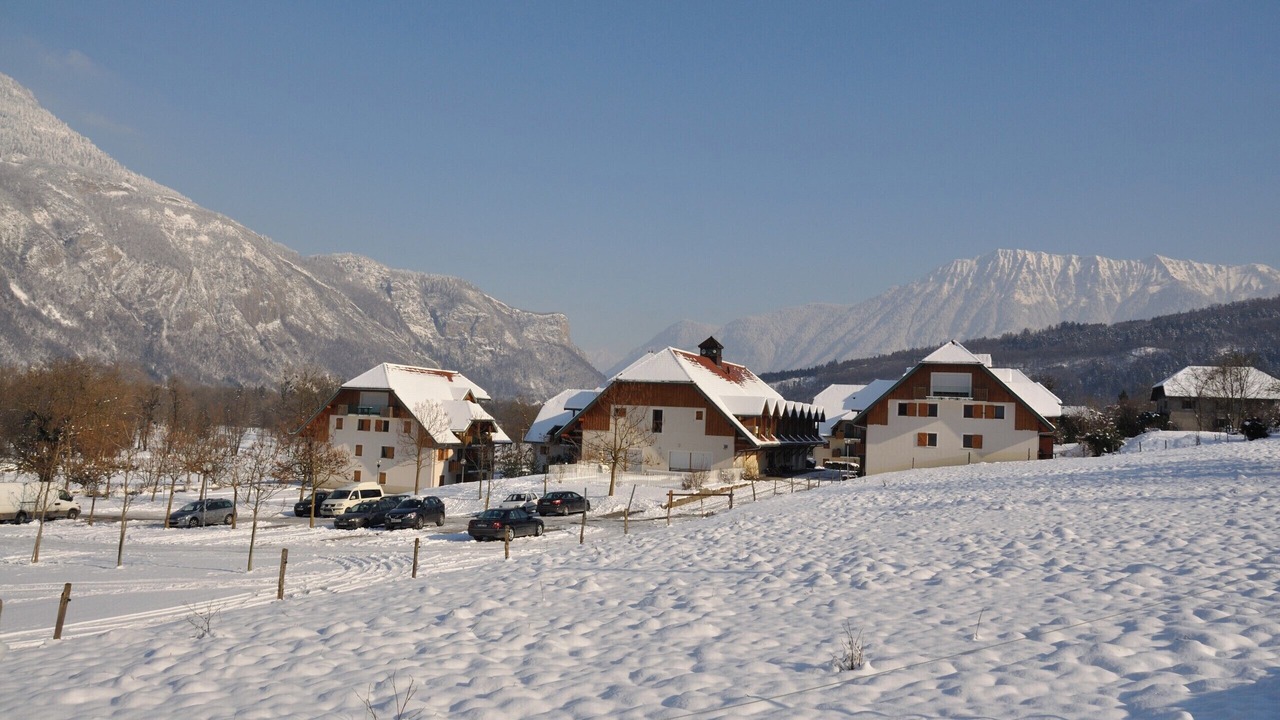 Photo of Others in Giez