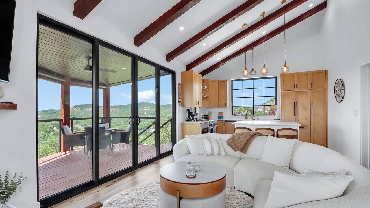 Photo of Bedroom in Canyon Lake